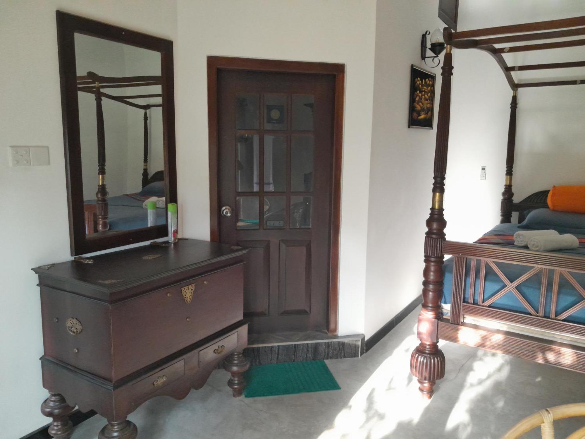 Villa Ali Unawatuna Habitación foto